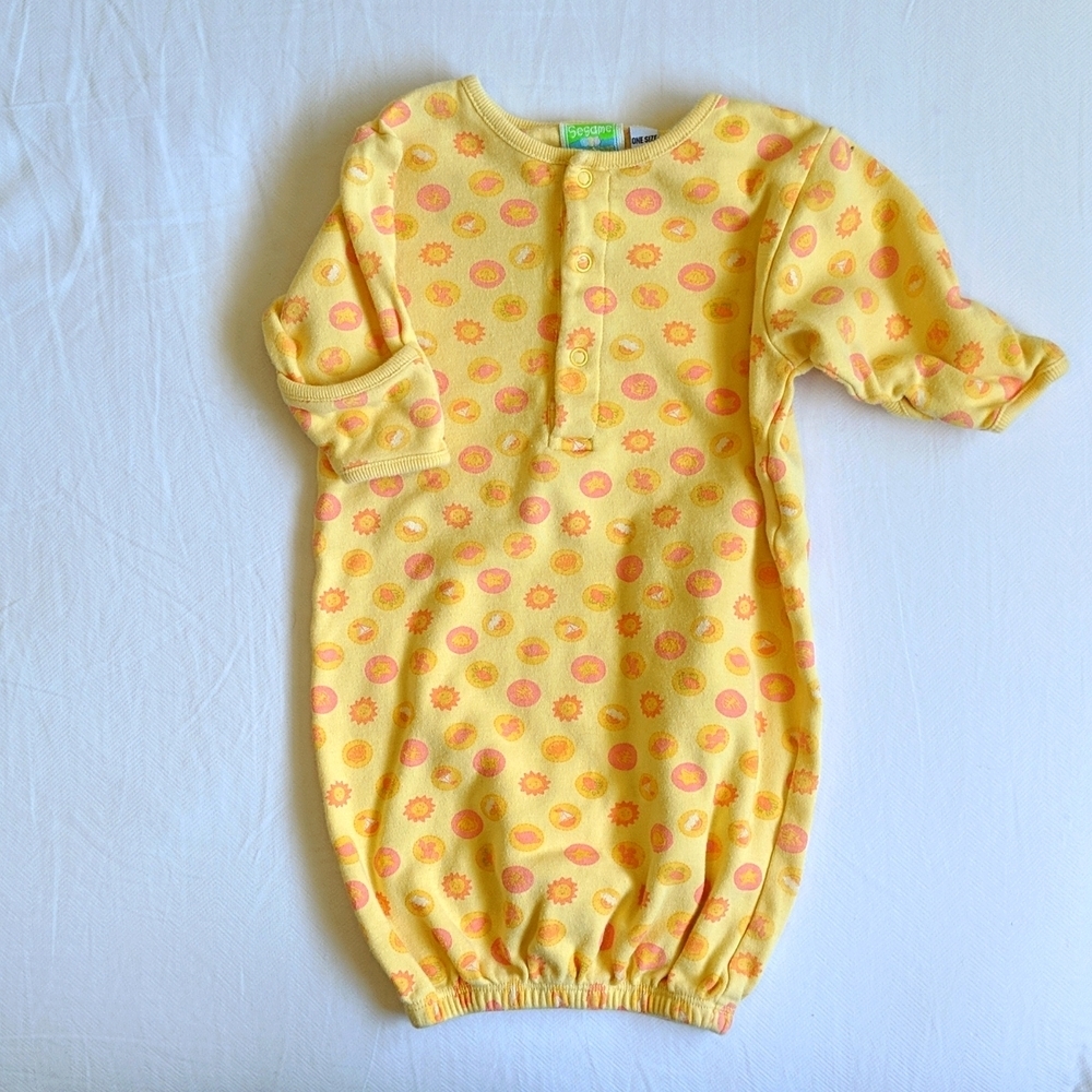 vintage Sesame Beginnings unisex baby sleep gown with foldover mitts 6 months